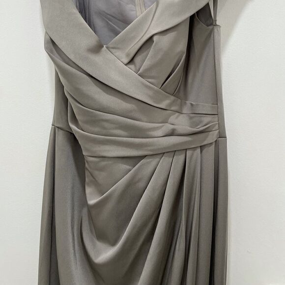 LA FEMME Surplice Off Shoulder Column Gown - Picture 12 of 15